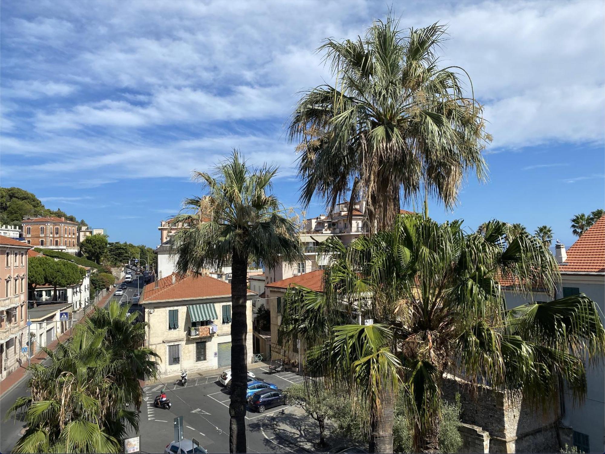 La Casa Fra La Storia E Il Mare Apartment Imperia Luaran gambar