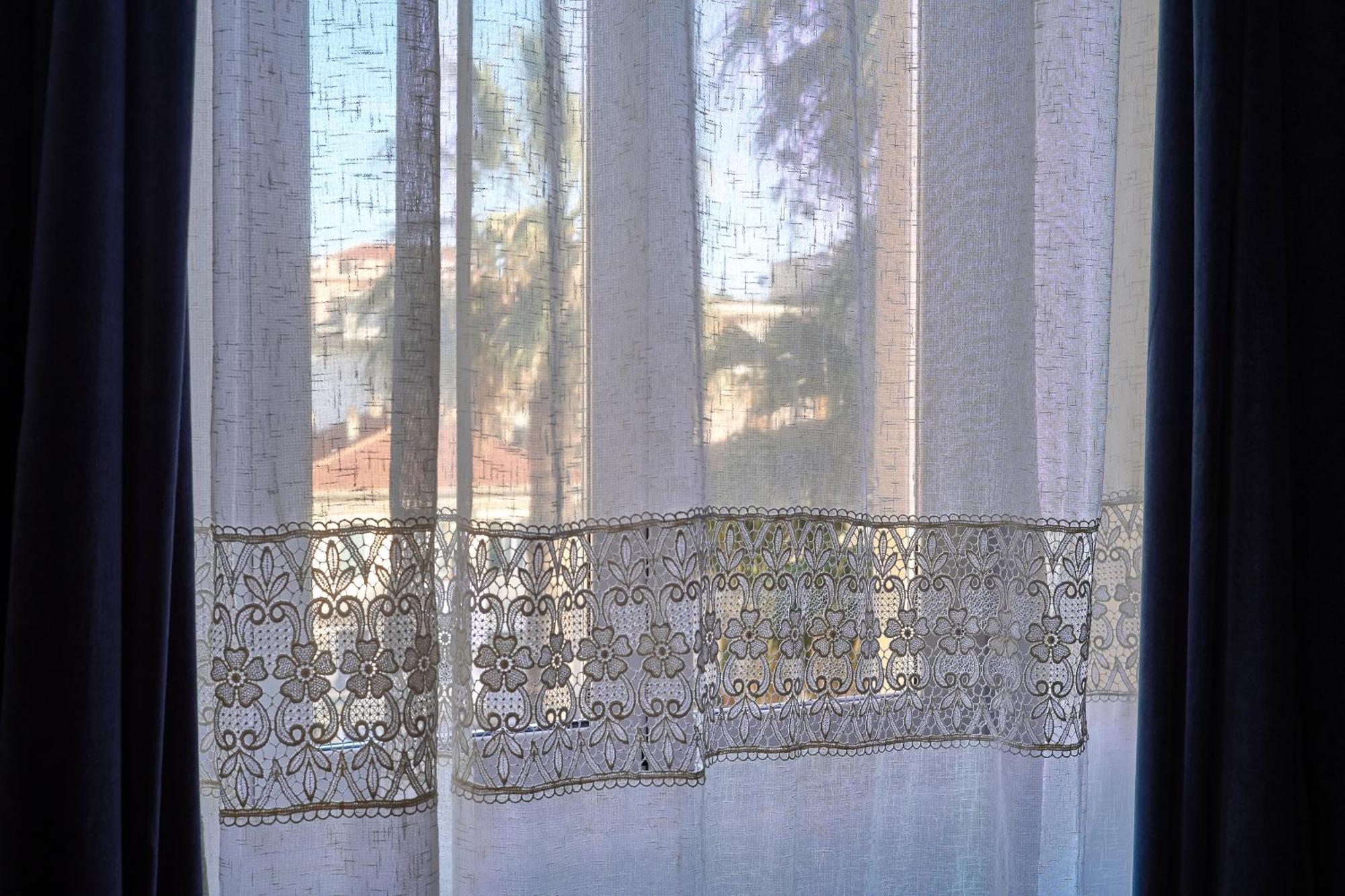 La Casa Fra La Storia E Il Mare Apartment Imperia Luaran gambar